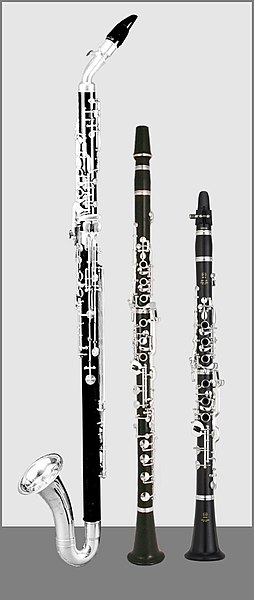 Basset horn, basset clarinet, normal clarinet (soprano)