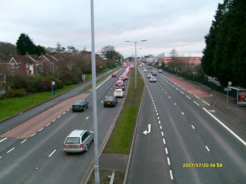 File:A55 Bun a' Chnoic, Cnoc na mBréadach, Béal Feirste, Condae an Dúin (radharc siar).jpg