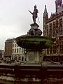 image=File:Aachen, Karlsbrunnen mit Rathaus.jpg