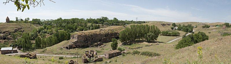 File:Ahlat Panorama1.jpg