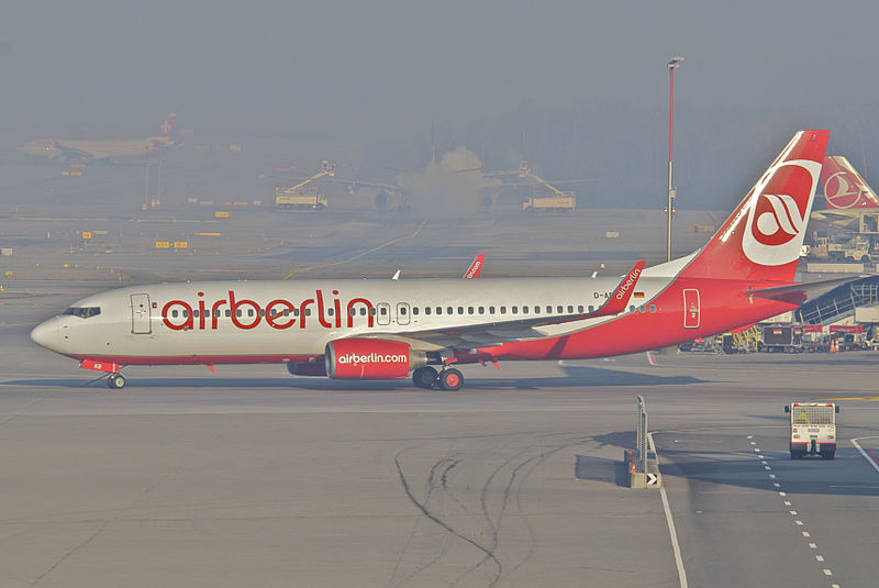 File:Air Berlin Boeing 737-800; D-ABKB@ZRH;18.01.2012 633ah (6720919797).jpg