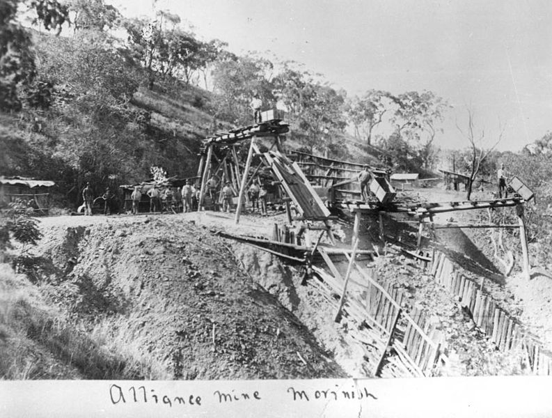 File:Alliance Mine in operation at Morinish, Queensland, circa 1890.JPG