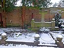 Erbbegräbnis Eschenbach, Grabstätte Dr. Adolf Koepsel, Grabkreuz für Wilhelm Graf Hacke, auf dem Friedhof