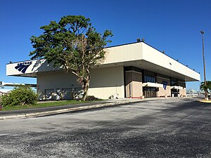 Amtrak-Bahnhof in Hialeah (Miami), Oktober 2017.jpg