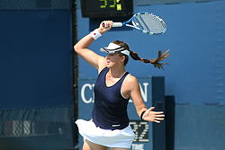 Anastasia Pavlyuchenkova at the 2010 US Open 01.jpg
