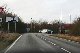 Arriving at the A52 Grantham Road south of Bingham - geograph.org.uk - 3847834.jpg