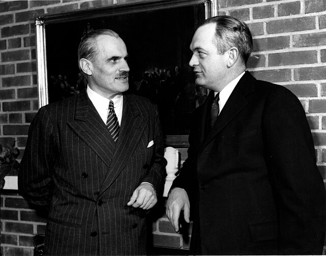 Arthur H. Compton (left) the head of the Metallurgical Project, with Martin D. Whitaker, the director of Clinton Laboratories