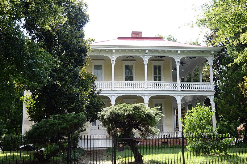 File:Augustus Garland House.JPG