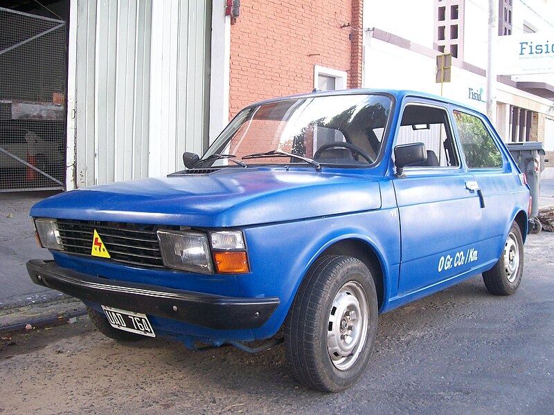 File:Auto Electrico Rosario VER en calle.JPG