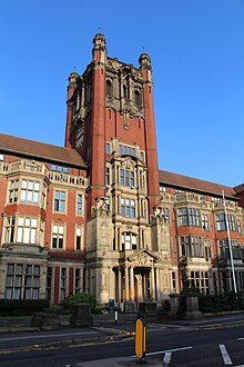 The Armstrong Building, now part of Newcastle University. Batiment Armstrong Newcastle Tyne 3.jpg