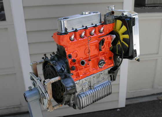Какой двигатель в мини. Двигатель Остин fx4. Двигатель Ровер мини. Mini 2021 двигатель. Двигатель Остин мини.