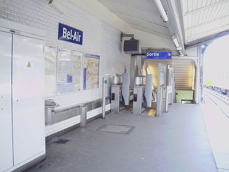 Bel Air métro Q03