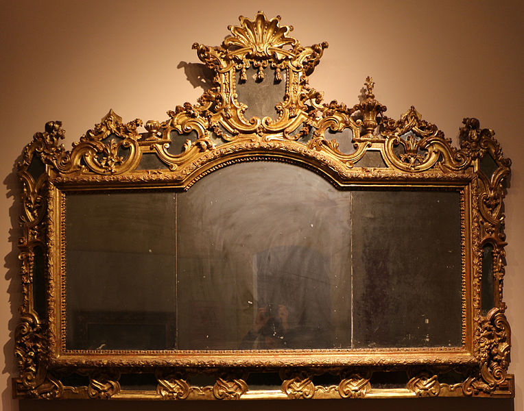 File:Bottega forse lombarda, specchiera, 1700-50 ca, pioppo.JPG