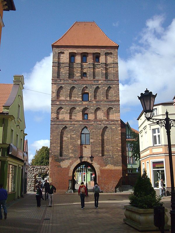 Człuchów Gate, one of the landmarks of Chojnice, houses the local historical museum