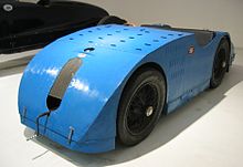 Die Pontonkarosserie  220px-Bugatti_Type_32_Tank