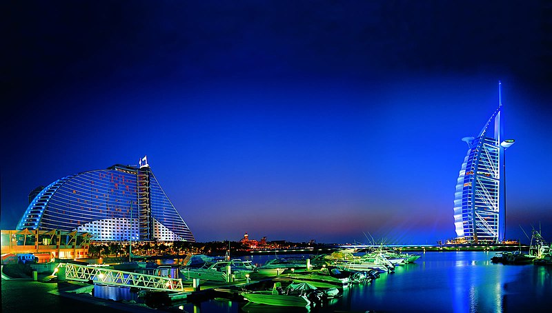 Archivo:Burj Al Arab and Jumeirah Beach (9601659067).jpg