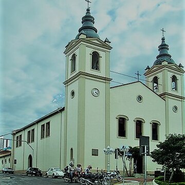 File:Catedral de Itapeva.jpg