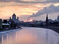 Cathédrale du Christ sauveur vue coucher de soleil.jpg