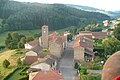 Le bourg du village vu depuis une montgolfière