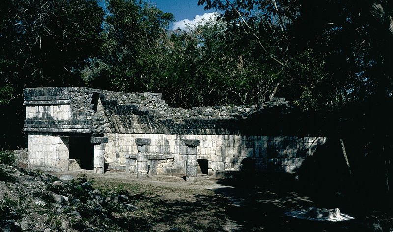 File:Chichen Itza Temazcal.jpg