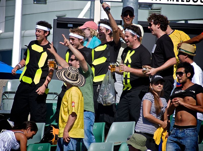 File:Colombian tennis supporters.jpg