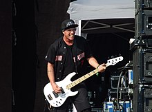 Cordell Crocket mit Ugly Kid Joe beim Sofia Rocks Fest 2012