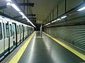 Andén central de la Línea 2 (Metro de Madrid)