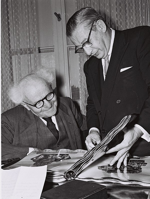Billy Rose (standing) visiting David Ben-Gurion in 1960