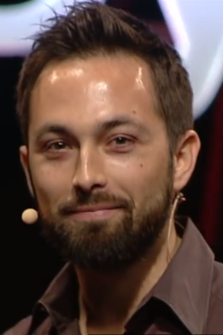 <span class="mw-page-title-main">Derek Muller</span> Australian-Canadian science communicator