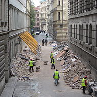 Strada Divadelní din cartierul Nové Město, după explozie