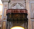 "Duomo_di_oristano,_interno,_organo_e_cantoria.jpg" by User:Sailko