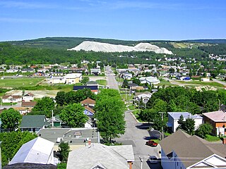 <span class="mw-page-title-main">East Broughton, Quebec</span> Municipality in Quebec, Canada