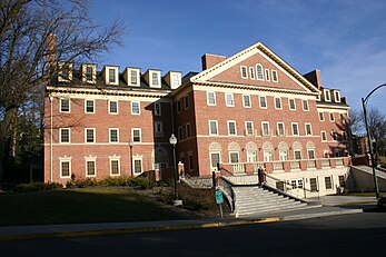 Elmina White Honors Hall (originally the Home Economics Building) in 2004 Elmina White Hall, 2004.jpg