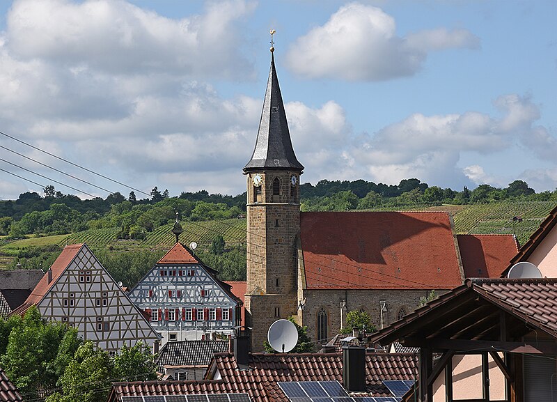 File:Enzweihingen Rathaus+Kirche vS PF1373AW.jpg