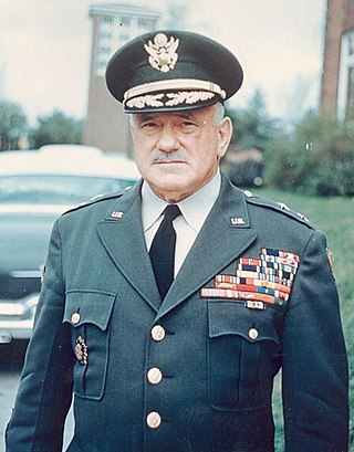 <span class="mw-page-title-main">Ernest N. Harmon</span> United States Army general