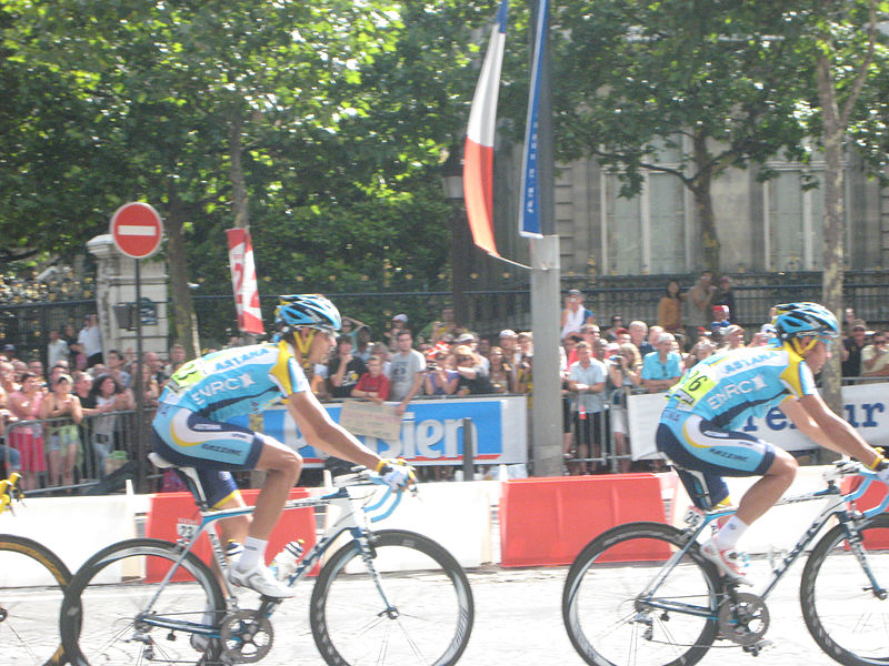 File:Etape 21 du Tour de France 2009 (4).jpg