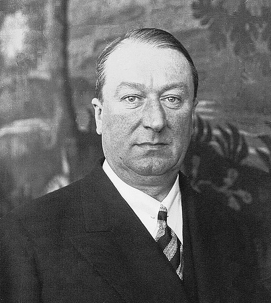 Ettore Bugatti, 1932