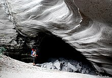 Entrance to Fels Cave