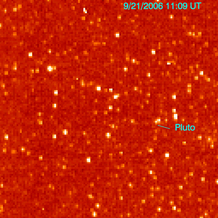 Tập_tin:First_Pluto_sighting_from_New_Horizons.gif