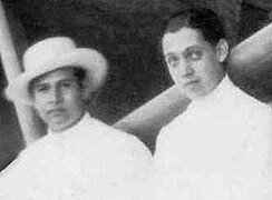 Florencio Gómez Núñez y Arturo Uslar Prietri en 1928.jpg