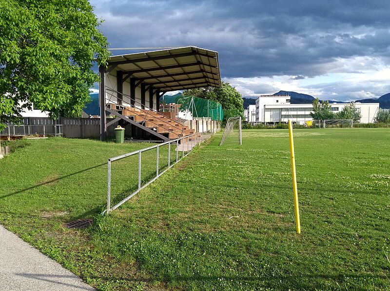 File:Football venue behind BG für Slowenen, Klagenfurt.jpg