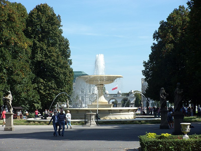 File:Fountain in the Saxon Garden in Warsaw, 2021.jpg