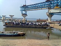పాశర్లపూడి, బోడసకుర్రు మధ్య గోదావరి నదిపై నిర్మితమవుతున్న వారధి (రోడ్డు మార్గం)