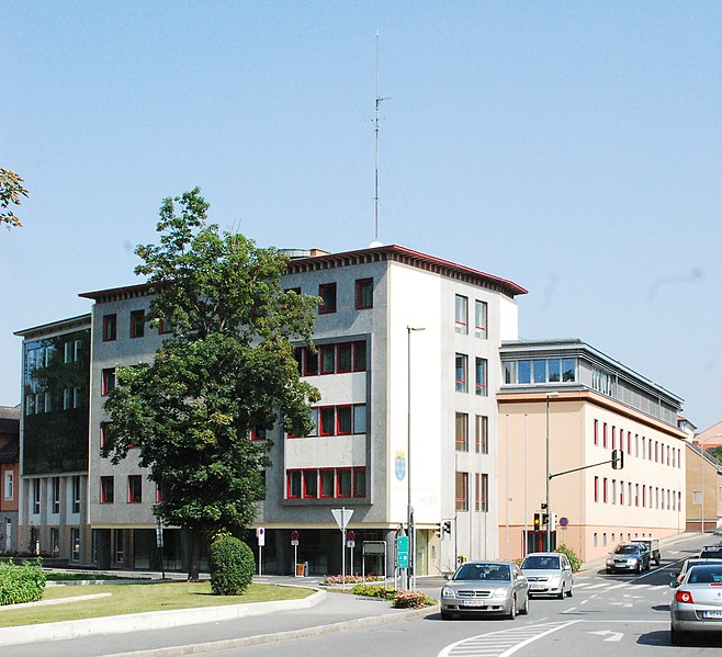 File:GuentherZ 2012-07-28 0083 Horn FrauenhofnerStrasse BH Horn.JPG