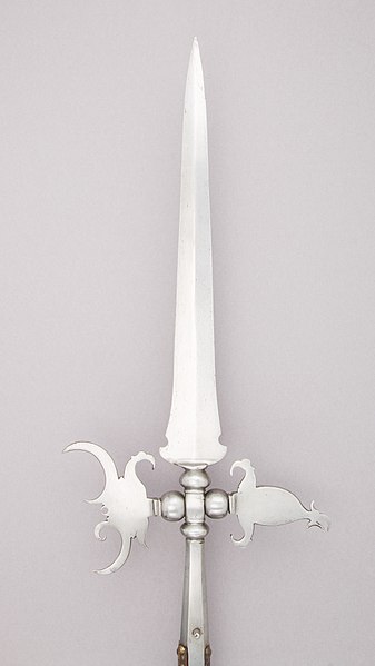 File:Halberd MET 14.25.139 001dec2014.jpg