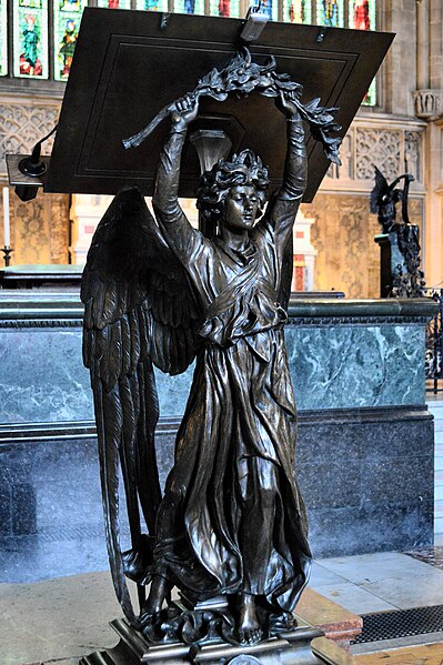 File:Holy Trinity, Sloane Street, bronze lectern.jpg