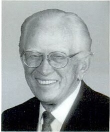 Howard Metzenbaum 103 Kongres 1993.jpg