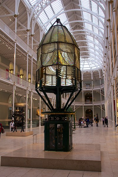 File:Inchkeith Lighthouse lens 2013-2.jpg