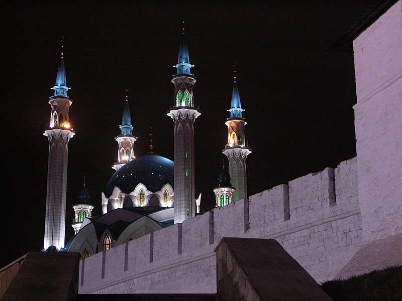 File:Kazan kremlin at night.JPG