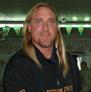 <span class="mw-page-title-main">Kevin Greene (American football)</span> American football player and coach (1962–2020)